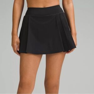 Lululemon Side-Pleat High-Rise  Skirt